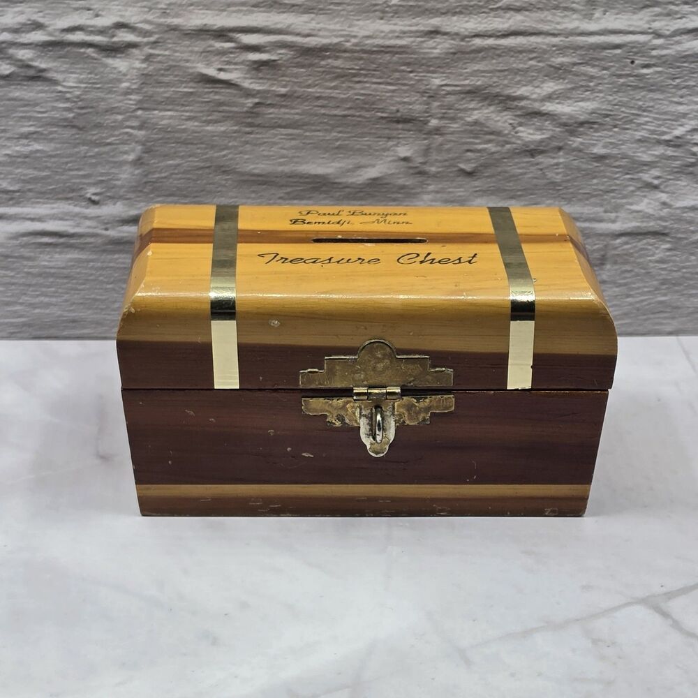Vintage Cedar Wood Treasure Chest Trinket Box Mini Souvenir Bemidji, MN